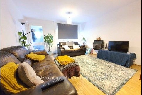2 Bedroom Student Houses in Leeds - Photo 1