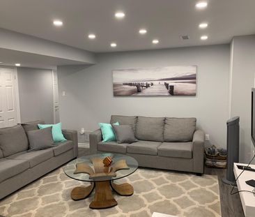 For Lease - 111 Pentland Crescent, Vaughan, Ontario - Photo 2