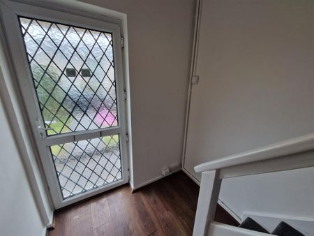 Lon Olchfa, Sketty, SA2 8NN, Swansea - Photo 3