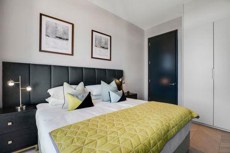 Three bedroom apartment @ Opus, 6 Hanover Quay, Grand Canal Dock, Dublin 2. - Photo 5