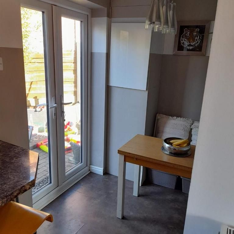 3 bedroom house to rent - Photo 1