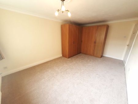 35 - 51 Alexandra Road, Halesowen Monthly Rental Of £895 - Photo 2