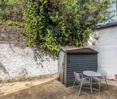Dorothy Road, London, SW11 - Photo 2