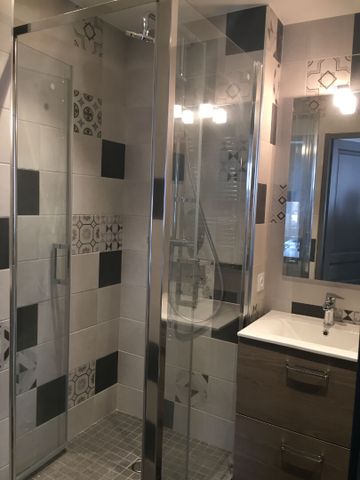 Location Appartement 2 pièces 53m² - Photo 4