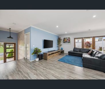 27A Pallett Street, Golden Square, Vic 3555 - Photo 3