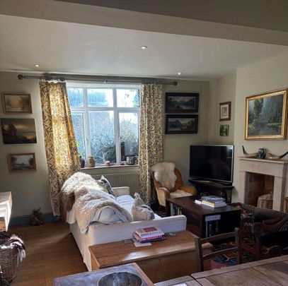 Semi-detached, three bed cottage, with large garden and ample of off road parking. - Photo 1