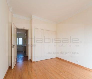 Cascais e Estoril, Lisbon - Photo 4