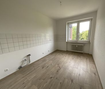 Zentrumsnahe 3-Zimmer-Wohnung mit einem großzügigen Grundriss, Balk... - Photo 2