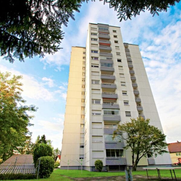 Gemütliche 1,5-Zimmerwohnung mit traumhafter Aussicht in Bregenz (ab August 2025 verfügbar) - Photo 1
