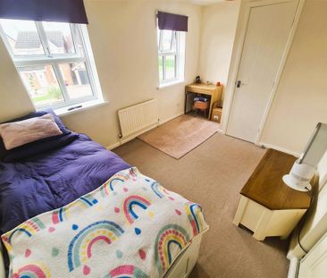 3 bedroom detached house to rent - Photo 5