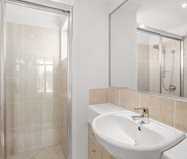 6/33 Humpybong Street, Redcliffe QLD 4020 - Apartment For Rent | Do... - Photo 6