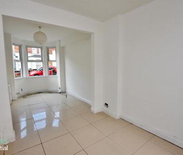 73 Cheviot Avenue, Belfast, BT4 3AG - Photo 2