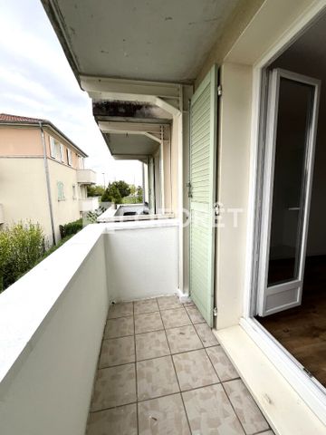 Appartement T2 Bron à louer - Photo 2