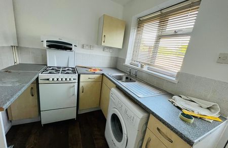 Foxglove Road, Dudley, DY1 3NQ - Photo 3