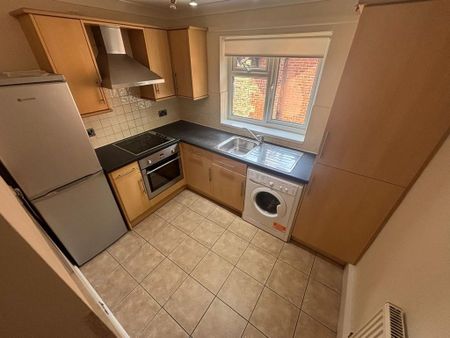 2 bedroom flat to rent - Photo 5