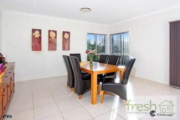 “COMFORTABLE 5 BEDROOM HOME WITH SO MUCH TO OFFER” - Photo 1