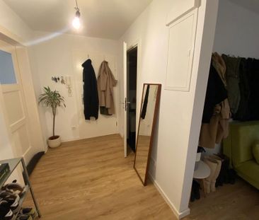 Charmante lichtdurchflutete 2-Zimmer Dachgeschosswohnung - Photo 1