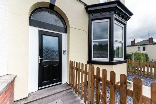 Brinington Road, Stockport - Photo 1