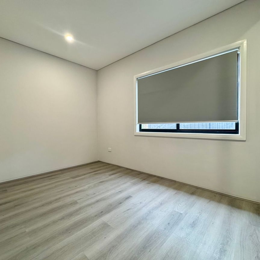 BRAND NEW GRANNY FLAT! - Photo 1