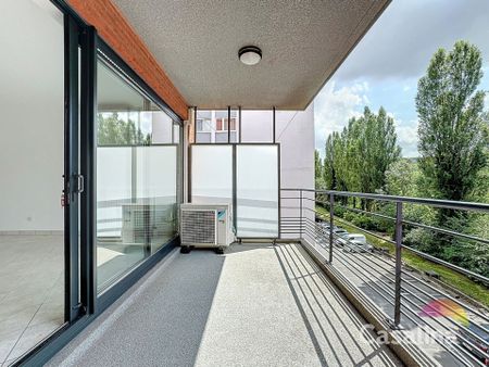 Appartement van 122m² met 2 ruime terrassen en airco. - Photo 2