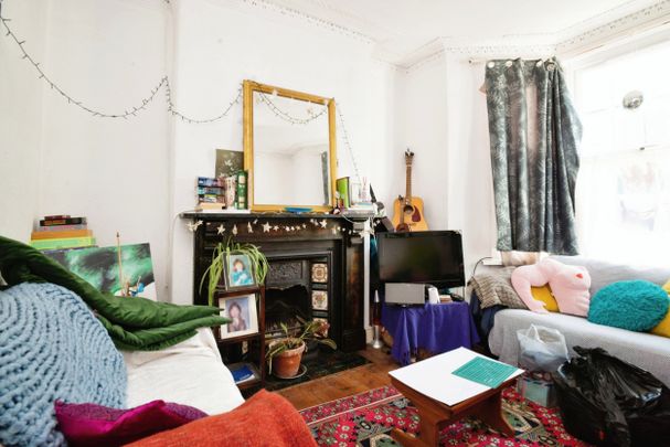 Donald Street, Cardiff, CF24 - Photo 1