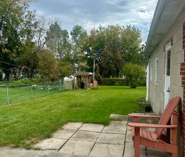 For Lease - 215 Poplar Road, Toronto, Ontario - Photo 1