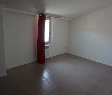 Location Appartement 2 pièces 57 m2 à Lodève - Photo 2