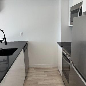 Studio rénové à louer – NDG / Métro Vendôme - Photo 2