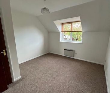 1 bedroom terraced house to rent - Photo 4