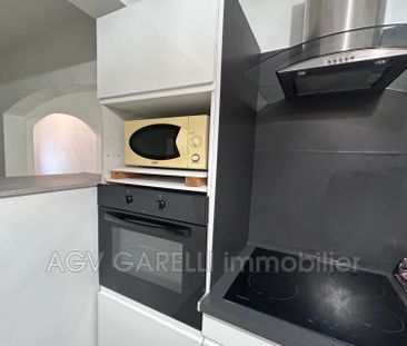 Location Maison 3 pièces 85m² HYERES 83400 - Photo 2