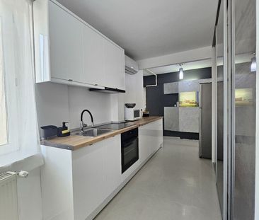 Oferta inchiriere studio de lux, central, parcare, 350 EURO - Fotografie 2