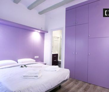 Piso de alquiler en El Raval - Photo 3