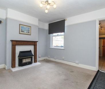 2 bedroom semi-detached house to rent - Photo 2