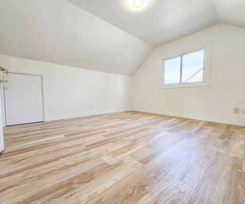 For Lease - 33 Woodhouse Crescent, Ajax, Ontario - Photo 1