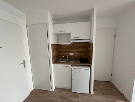 Location Appartement 1 pièce 22m² MERIGNAC 33700 - Photo 2