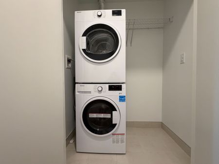 For Lease - 2495 Eglinton Avenue Unit# 1105, Mississauga, Ontario - Photo 2