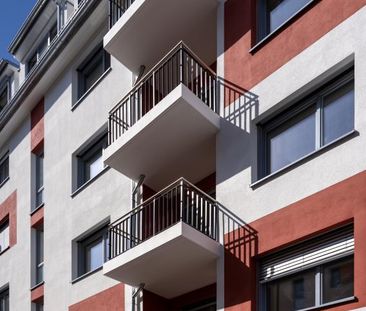 Erstbezug – Wohnung im 3. OG mit Balkon ! - Photo 1