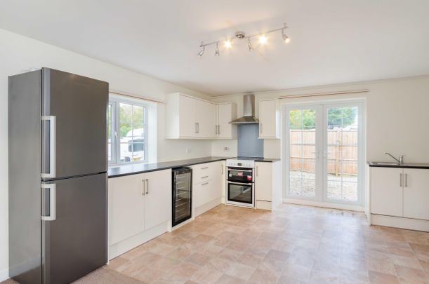 1 bedroom house to rent - Photo 1