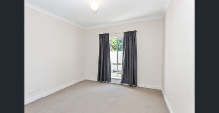 WALK TO RESTAURANTS AND BEACH - Photo 4