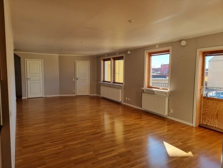 Torggatan 20 lgh 1101 i Åmål (balkong) - Foto 4