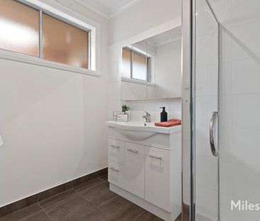 1/19 Livingstone Street, Ivanhoe - Photo 2