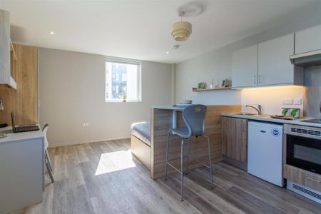 Studio to rent - Photo 5