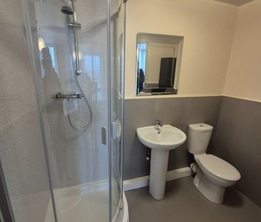 Room in a Shared House, Tetlow Church, L4 - Photo 6