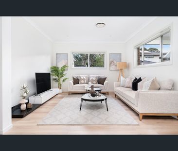 11 Barzona Street, Beaumont Hills, NSW 2155 - Photo 2
