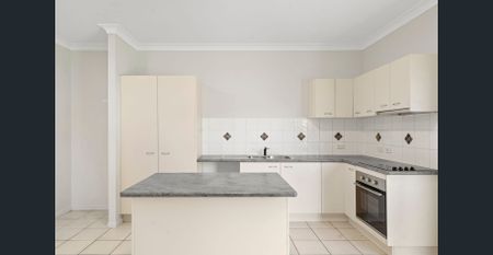 Spacious Family Home In The Heart Of Edens Landing - Photo 5