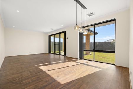 Low Maintenance Coastal Home - Photo 4