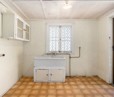 OPTIMAL LOCATION - OPPOSITE IPSWICH HOSPITAL - Photo 4