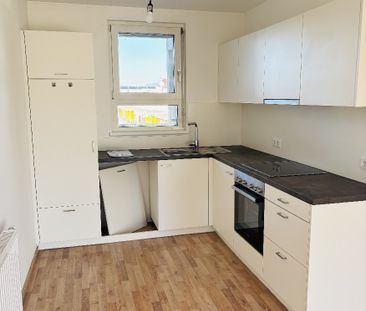 Geräumige 3-Zimmer-Wohnung mit Einbauküche - Foto 4