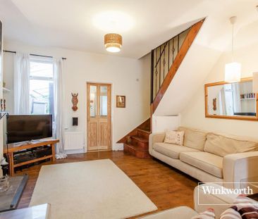 2 bedroom terraced house to rent - Photo 3