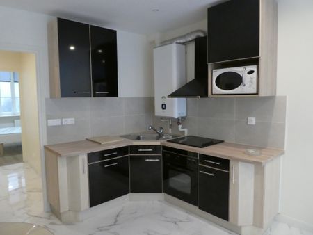 Location Appartement 2 pièces 40m² FONTAINEBLEAU 77300 - Photo 4